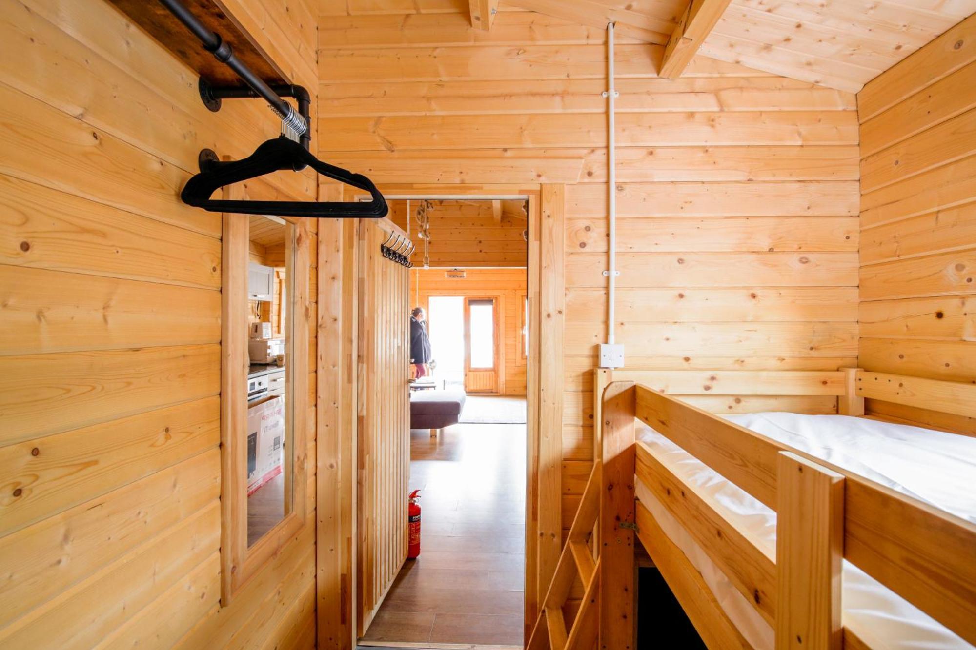 The Baltic Cabin - Cains Brewery Village ليفربول المظهر الخارجي الصورة
